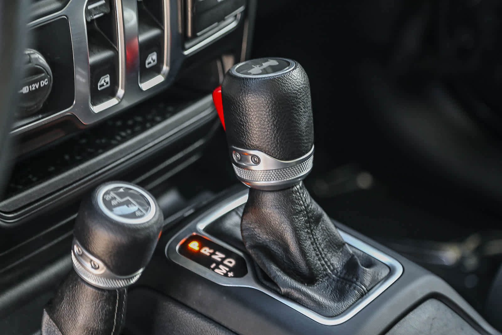 Used 2022 Jeep Wrangler Sport image 21