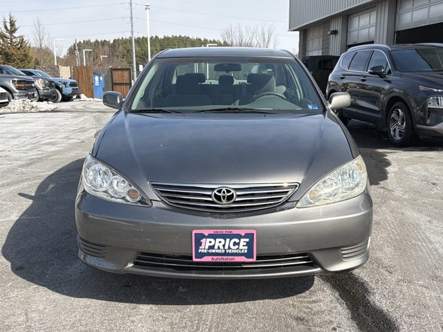 Used 2006 Toyota Camry LE video 2