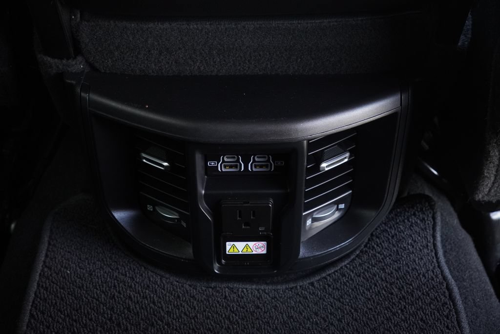 Used 2023 RAM 3500 Laramie AWD/4WD image 37