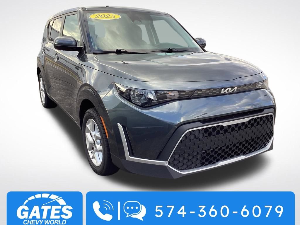 Used 2025 Kia Soul LX w/ LX Technology Package image 1