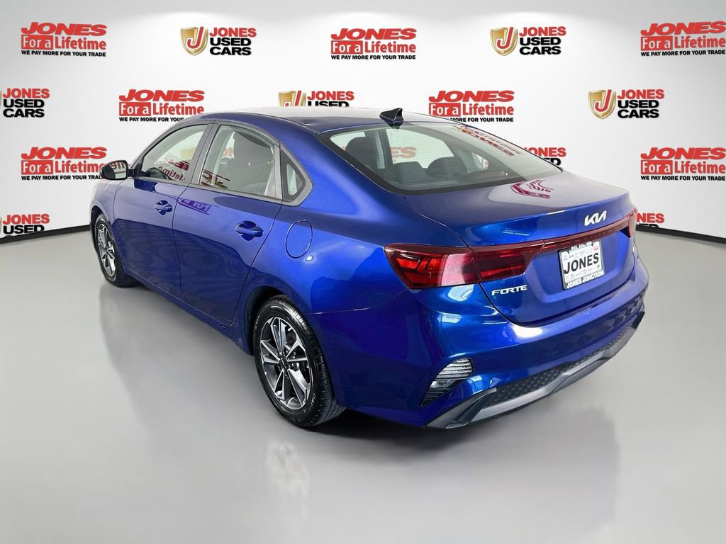 Used 2024 Kia Forte LXS FWD image 2