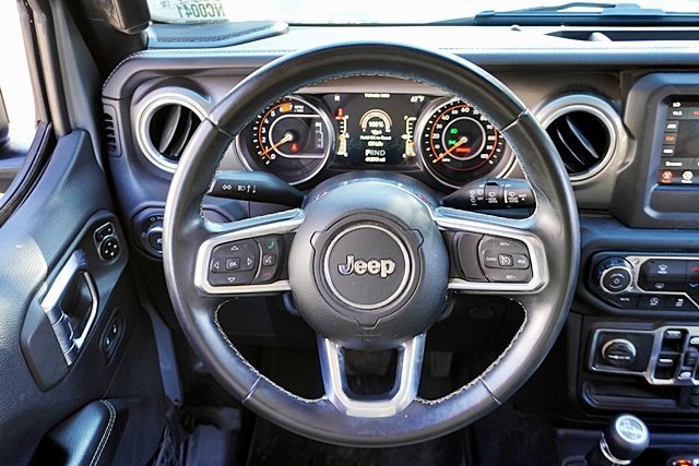 Used 2018 Jeep Wrangler Unlimited Sahara image 23