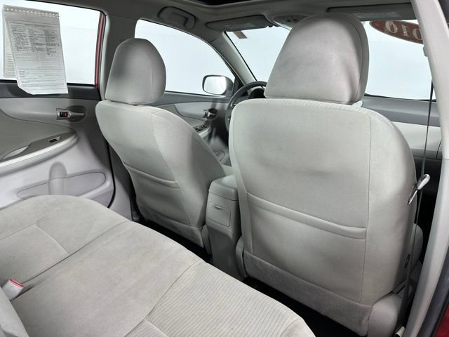 Used 2010 Toyota Corolla LE FWD image 25
