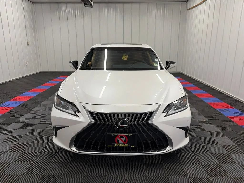 Used 2025 Lexus ES 250 w/ Premium Package AWD/4WD image 7