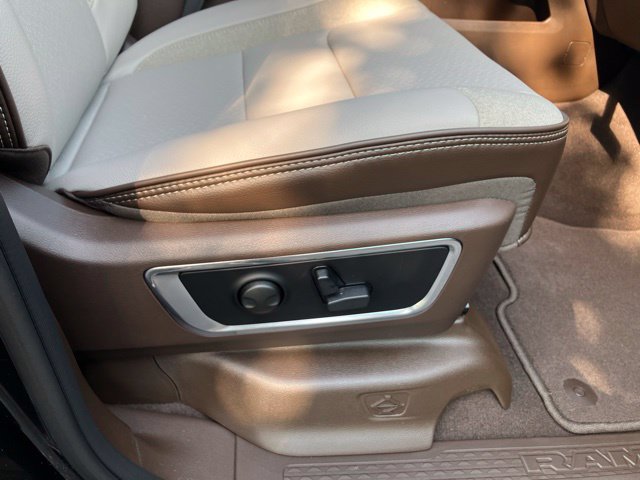 New 2026 RAM 1500 Laramie w/ Laramie Preferred Package AWD/4WD image 18
