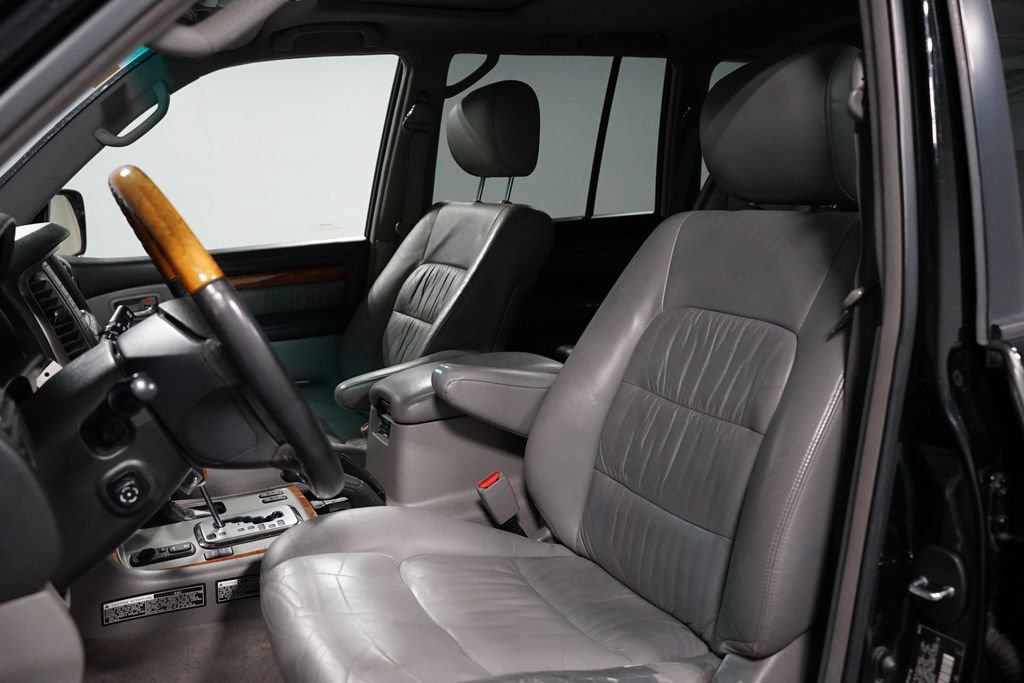 Used 2006 Lexus LX 470 4WD image 6