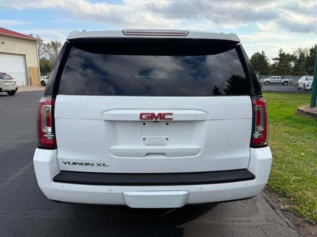 Used 2020 GMC Yukon XL SLT image 2
