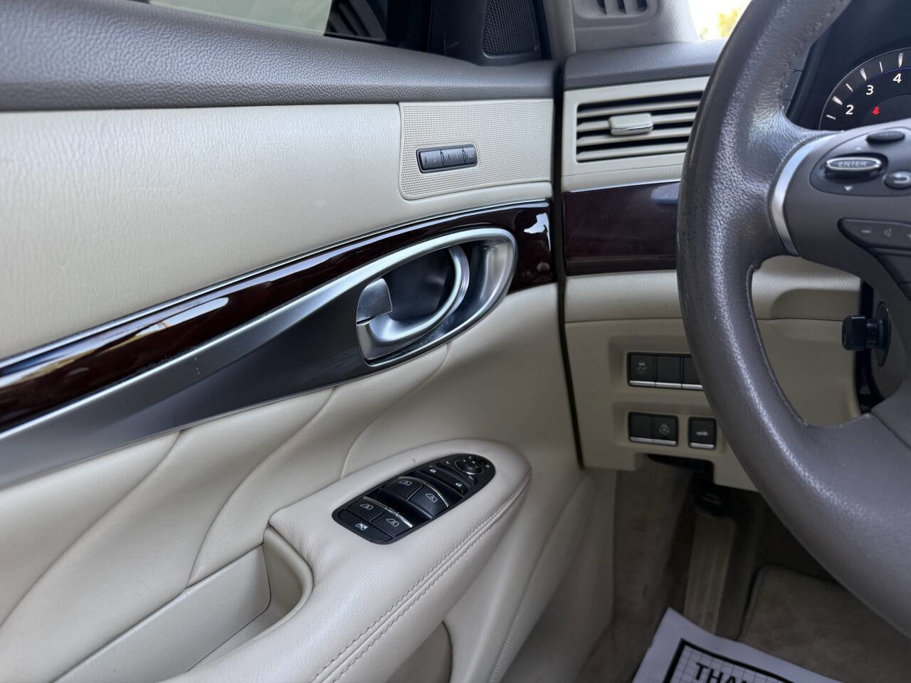Used 2012 INFINITI M37 w/ Premium Pkg RWD image 30