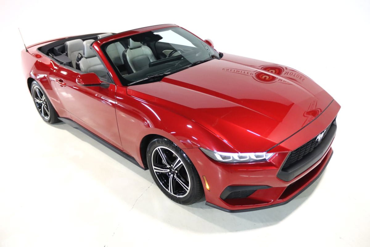 Used 2024 Ford Mustang Premium RWD image 27