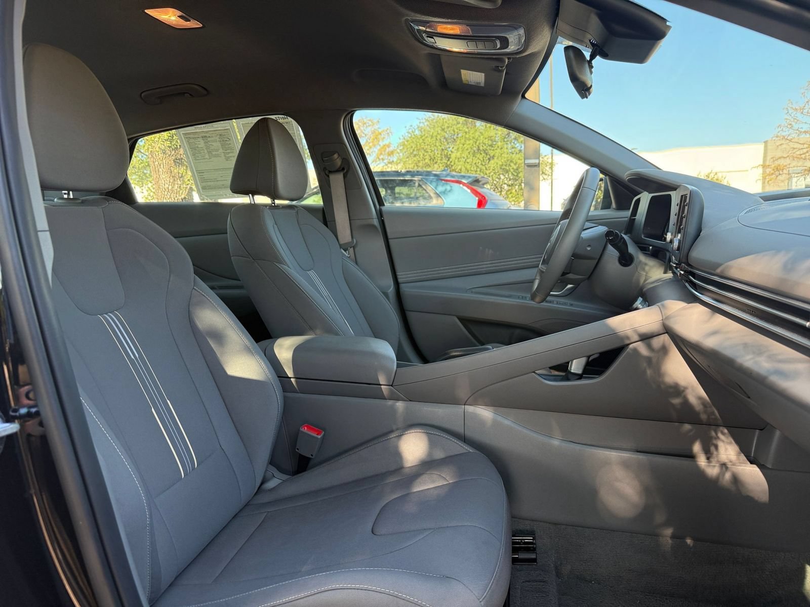 Used 2026 Hyundai Elantra Sport FWD image 36