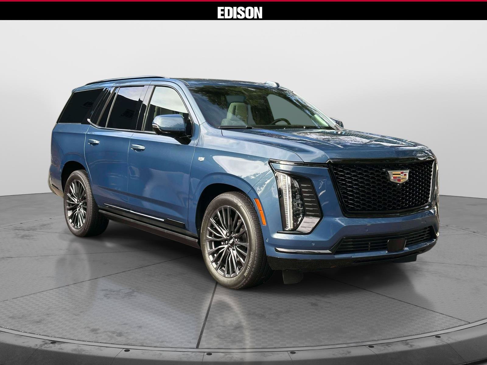 Used 2025 Cadillac Escalade Sport Platinum AWD/4WD image 1