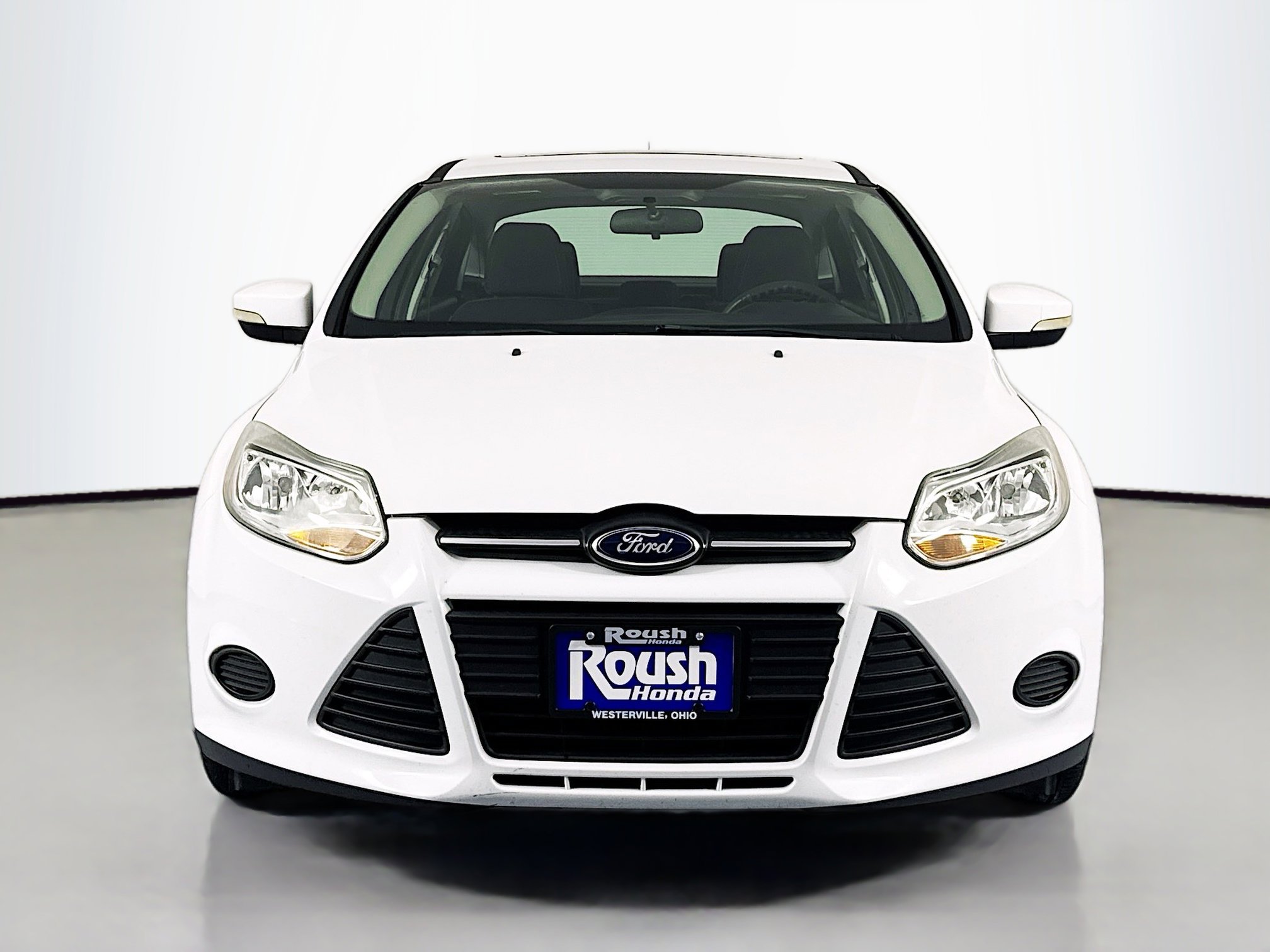 Used 2014 Ford Focus SE FWD image 2