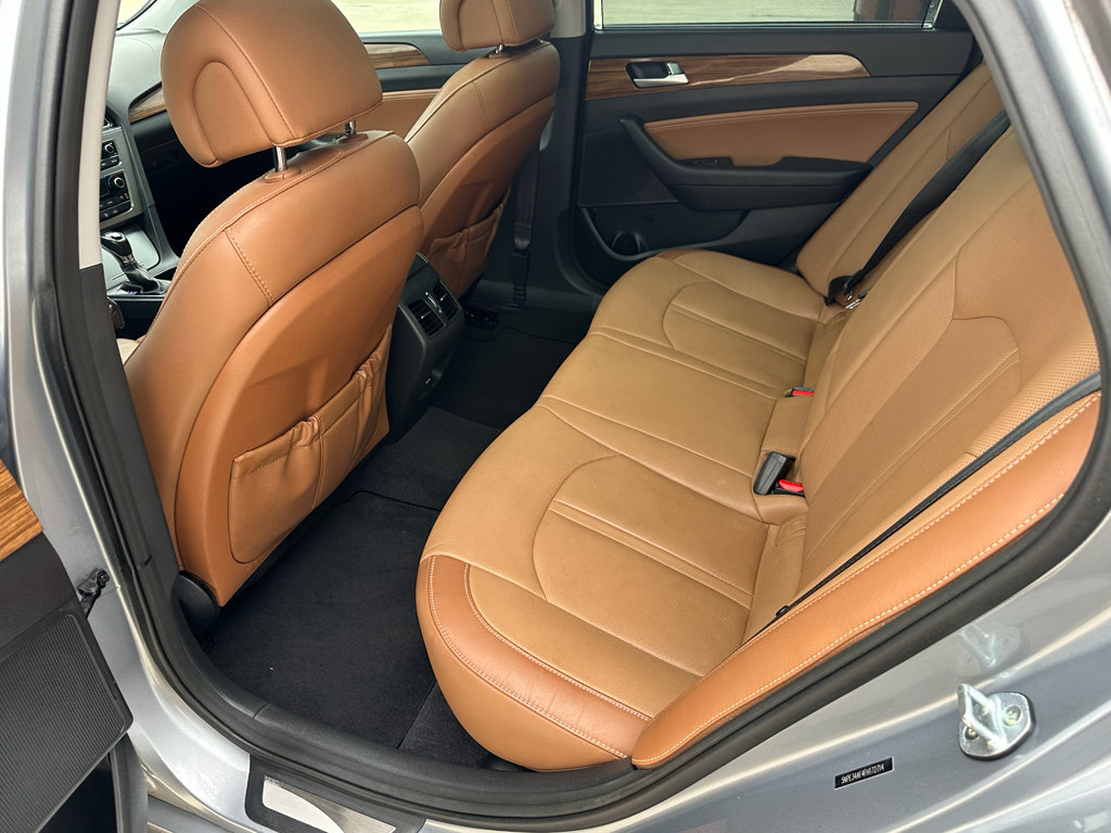 Used 2015 Hyundai Sonata Limited w/ Option Group 06 image 29