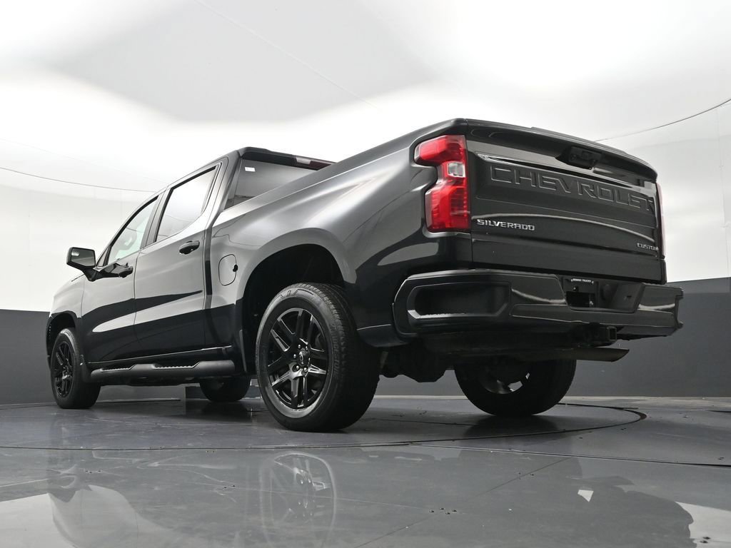 Used 2022 Chevrolet Silverado 1500 Custom RWD image 25