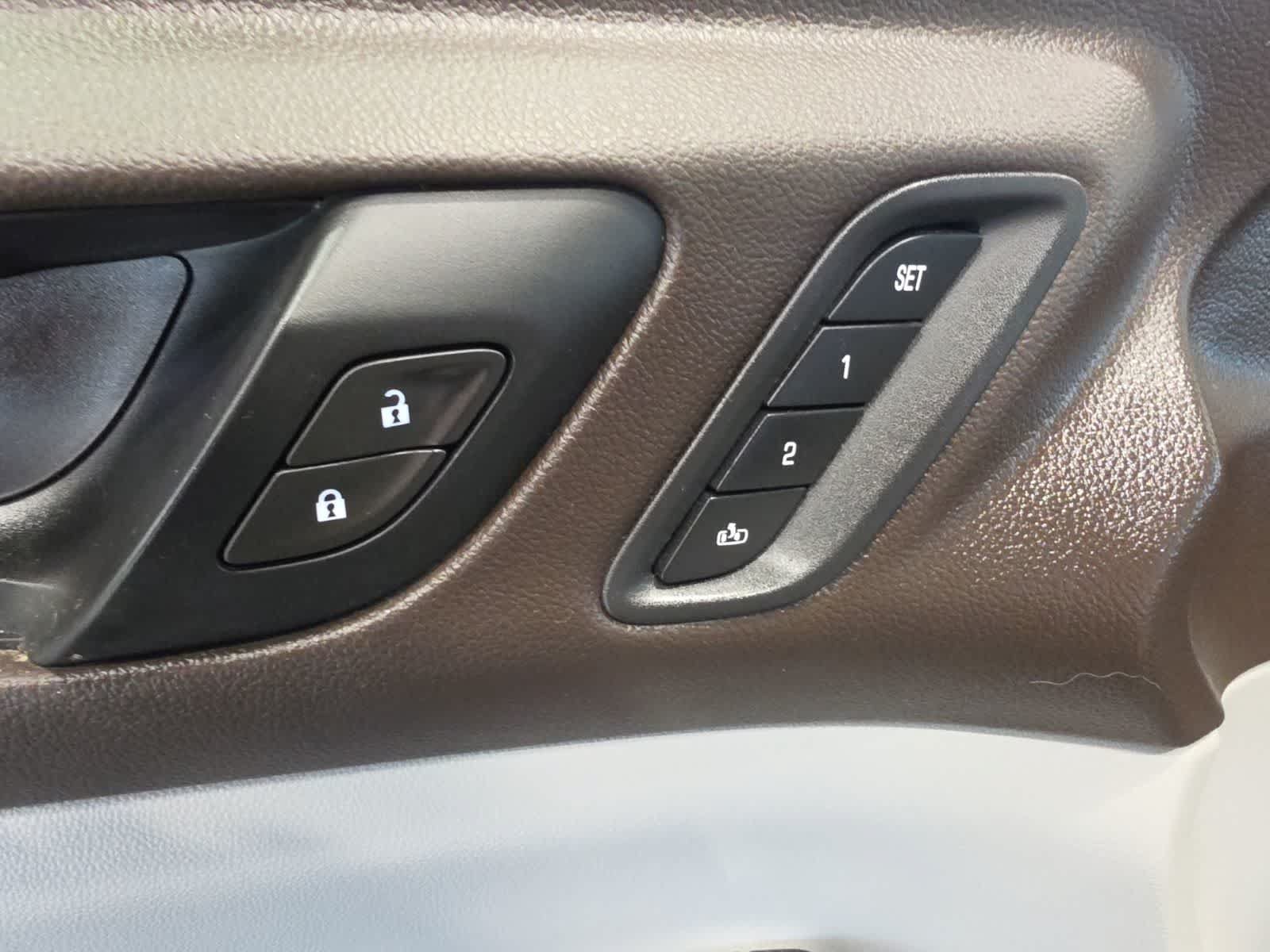 Used 2020 GMC Acadia SLT w/ GMC Pro Grade Package AWD/4WD image 23