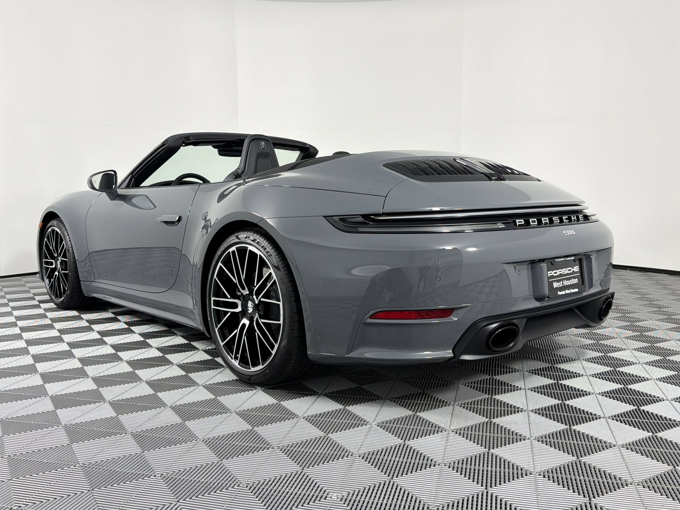 New 2026 Porsche 911 Carrera RWD image 3