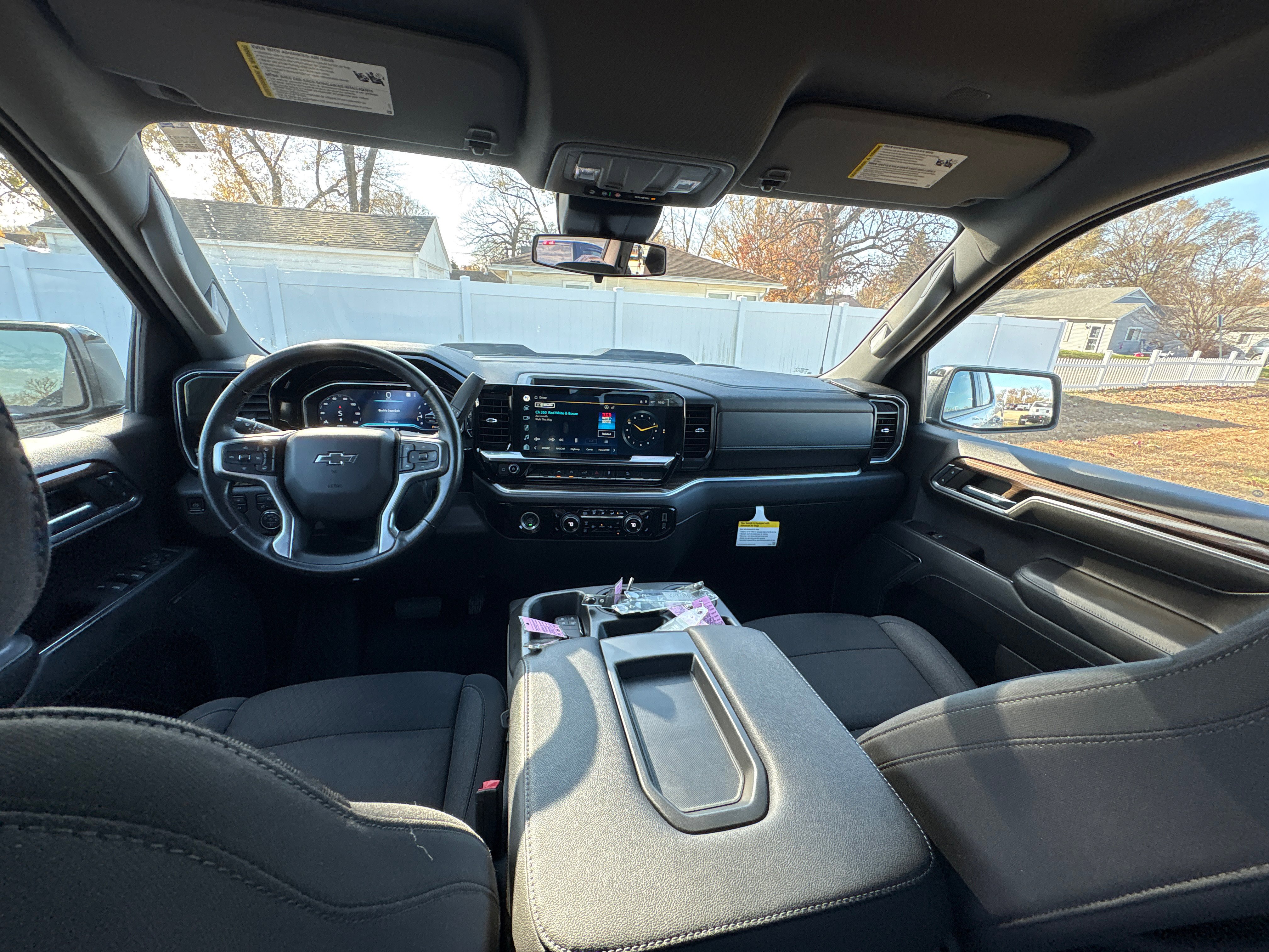 Used 2022 Chevrolet Silverado 1500 LT Trail Boss w/ Protection Package image 12