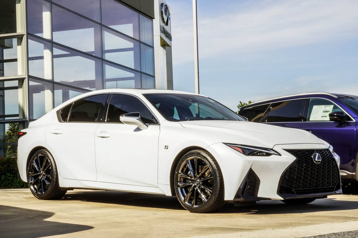 Used 2024 Lexus IS 350 F Sport w/ Navigation Package RWD image 3