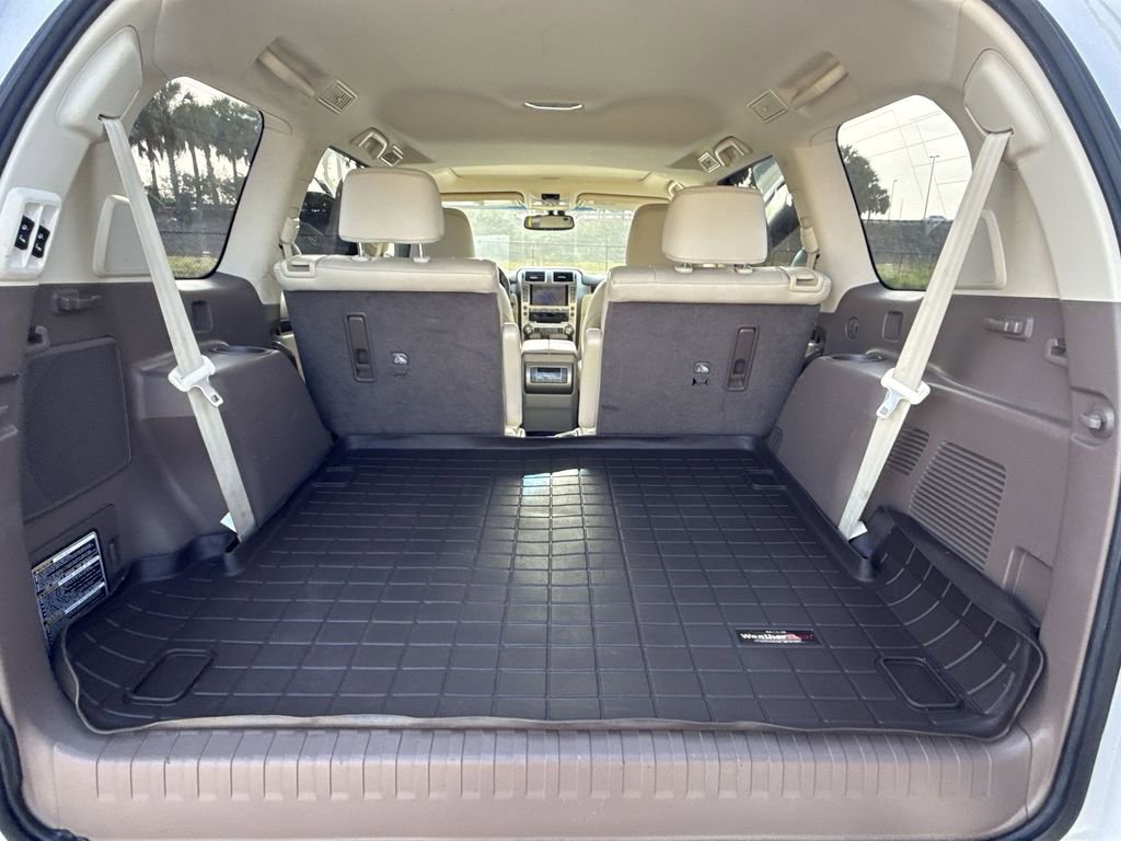 Used 2017 Lexus GX 460 Luxury AWD/4WD image 13