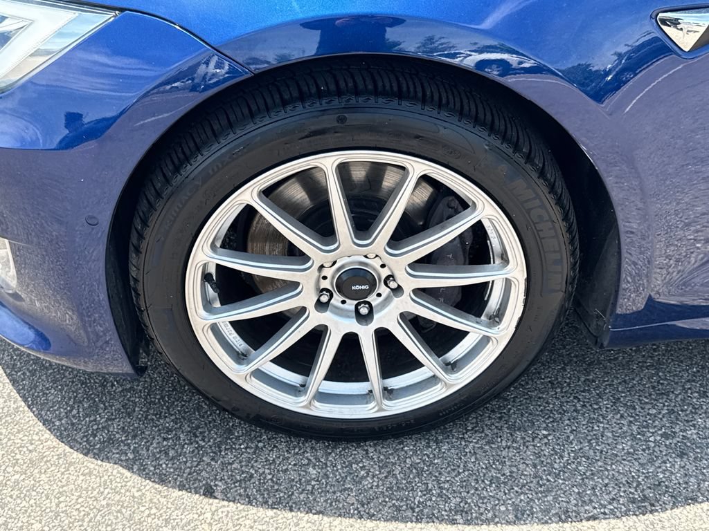 Used 2020 Tesla Model S Long Range Plus AWD/4WD image 38