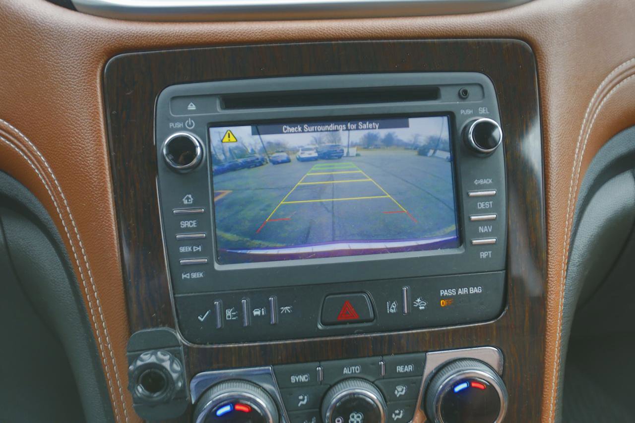 Used 2016 Chevrolet Traverse LTZ image 9