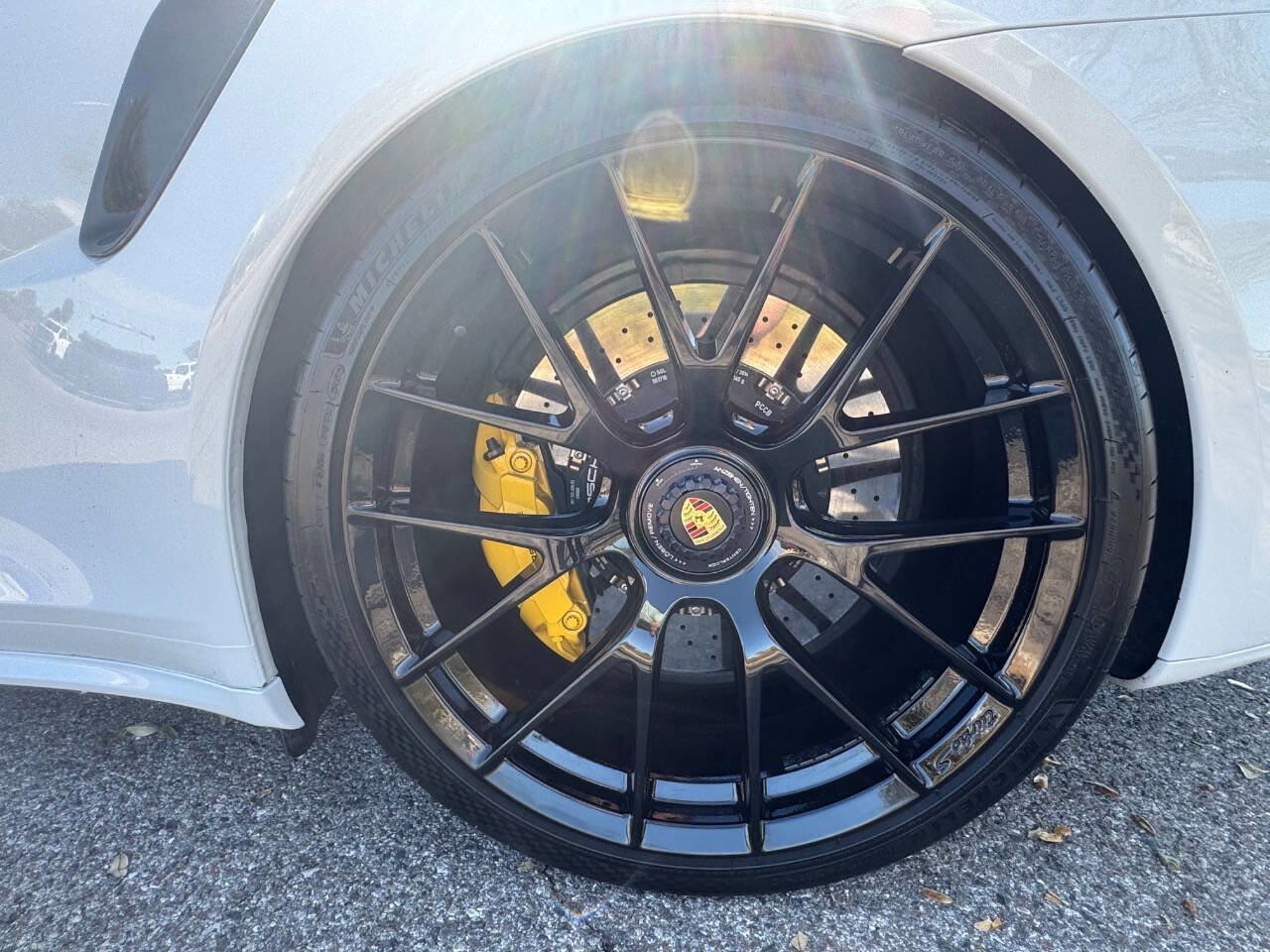 Used 2015 Porsche 911 Turbo S image 39