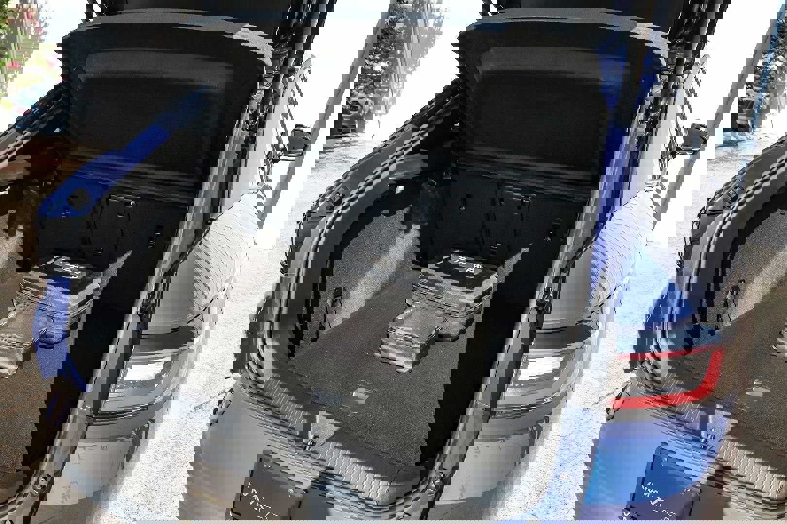 Used 2021 Volkswagen ID.4 Pro S image 53