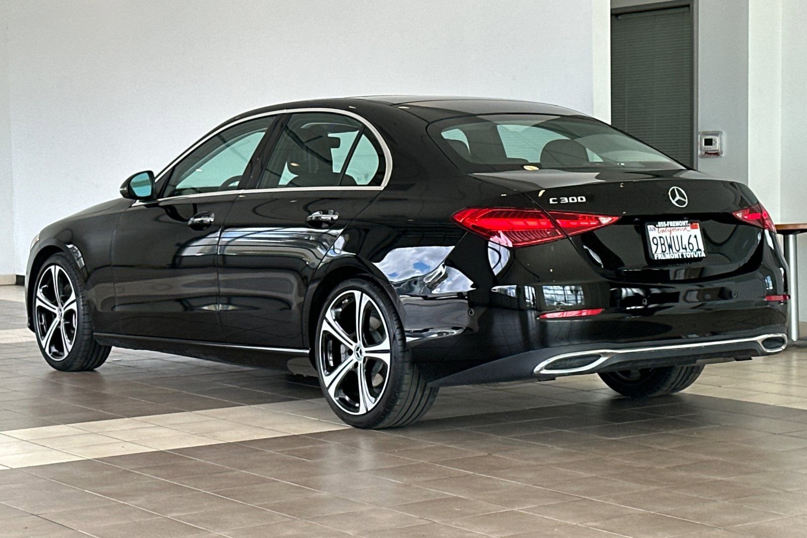 Used 2022 Mercedes-Benz C 300 Sedan image 6
