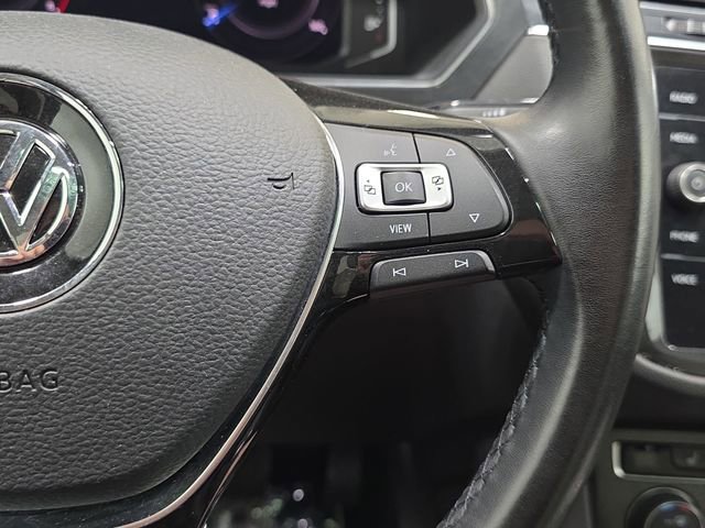 Used 2019 Volkswagen Tiguan SEL w/ 3rd Row Seat Package AWD/4WD image 17