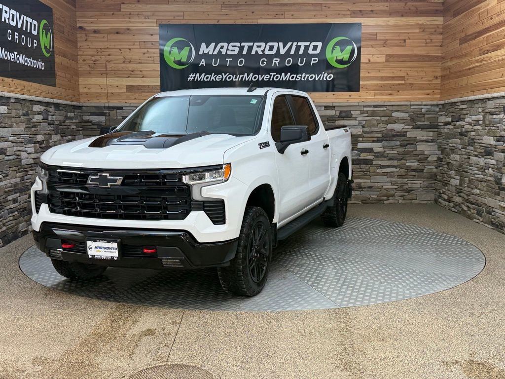 Used 2023 Chevrolet Silverado 1500 LT Trail Boss w/ Protection Package image 4