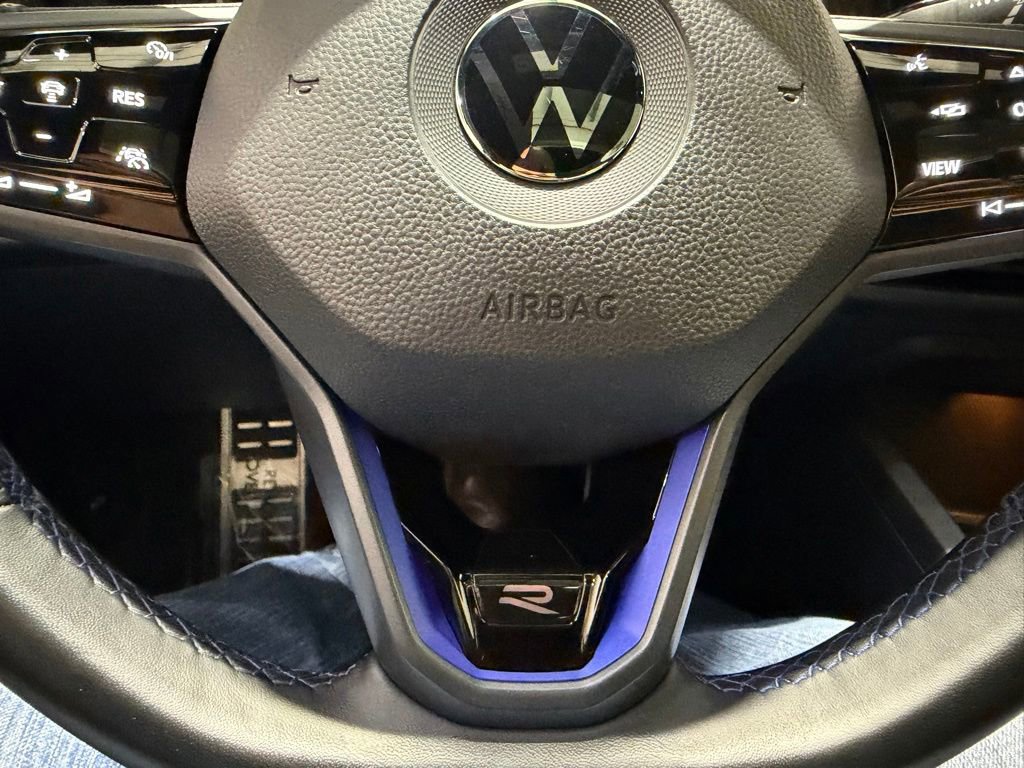 Used 2022 Volkswagen Golf R AWD/4WD image 15
