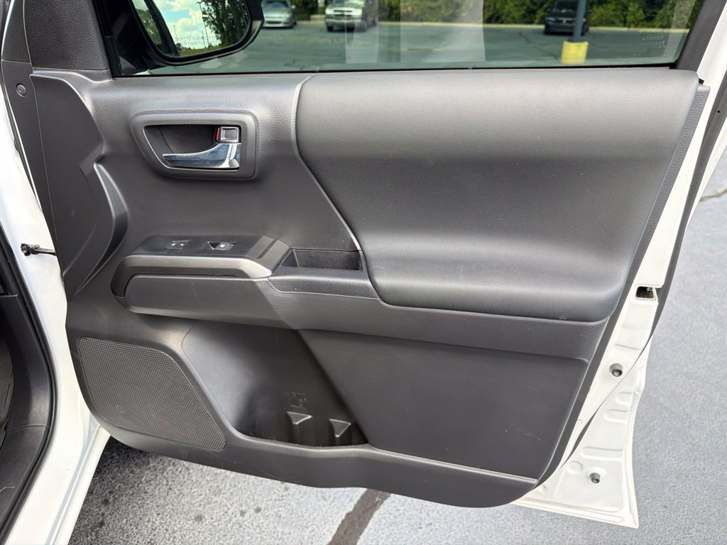 Used 2023 Toyota Tacoma TRD Sport RWD image 28