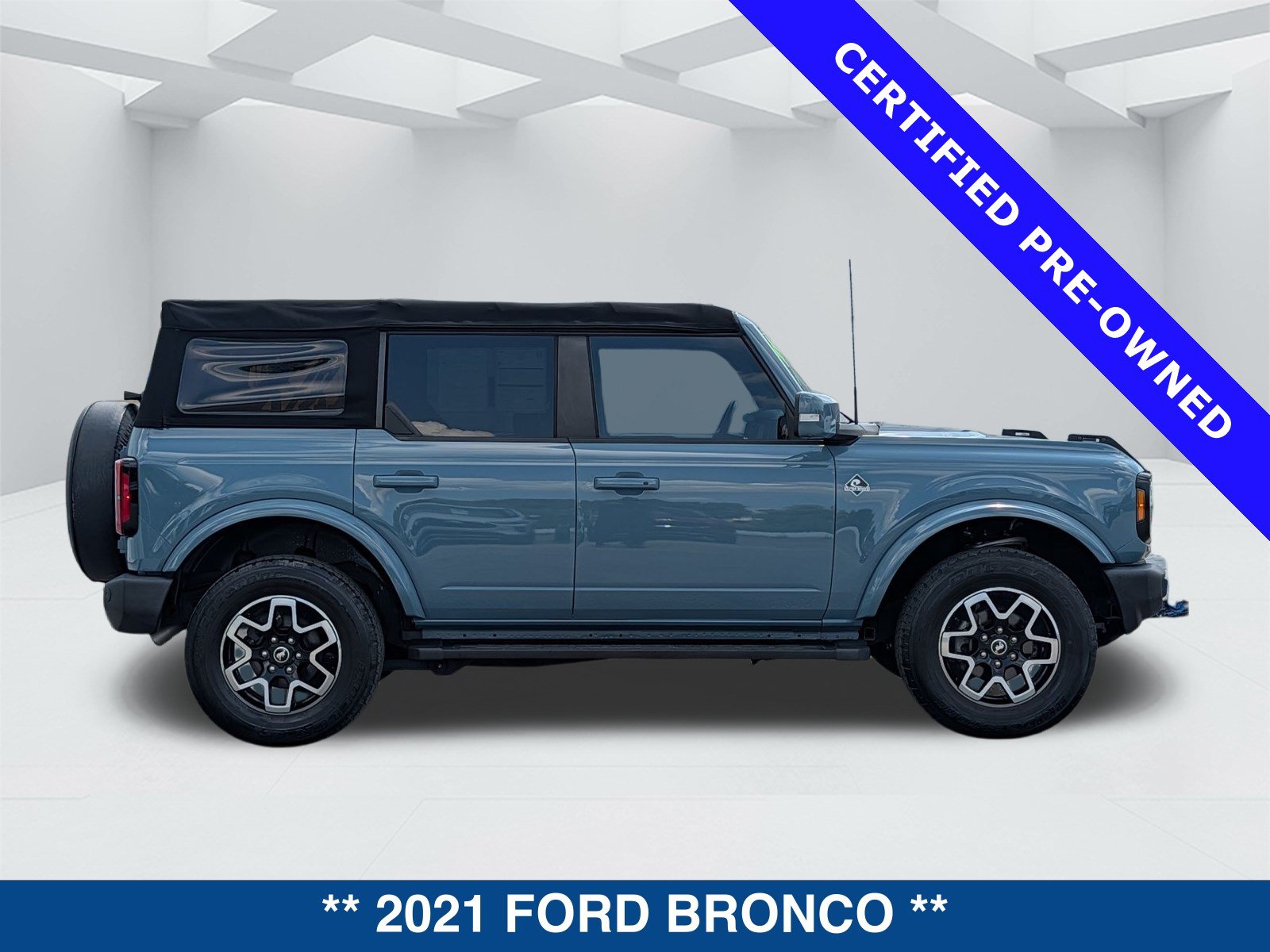 Certified 2021 Ford Bronco 4-Door AWD/4WD image 4