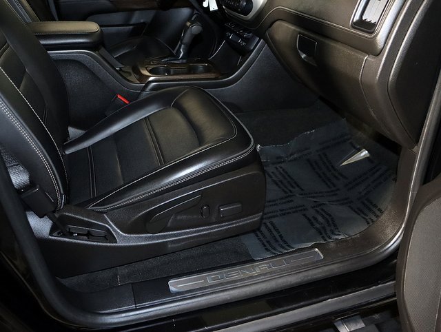 Used 2017 GMC Canyon Denali image 32