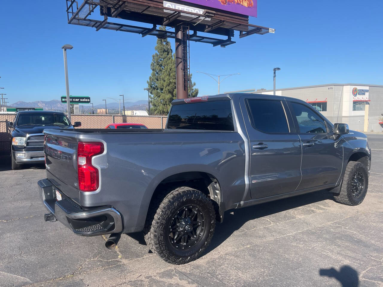 Used 2019 Chevrolet Silverado 1500 LT w/ All-Star Edition image 6