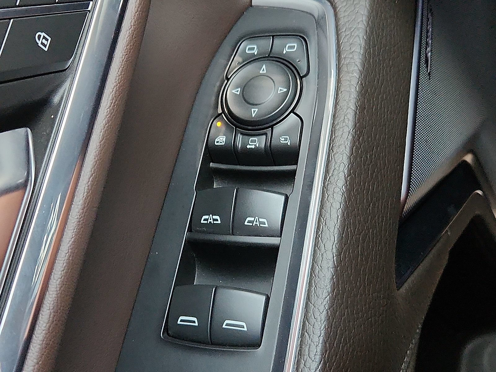 Used 2024 GMC Sierra 2500 Denali w/ Technology Package AWD/4WD image 23