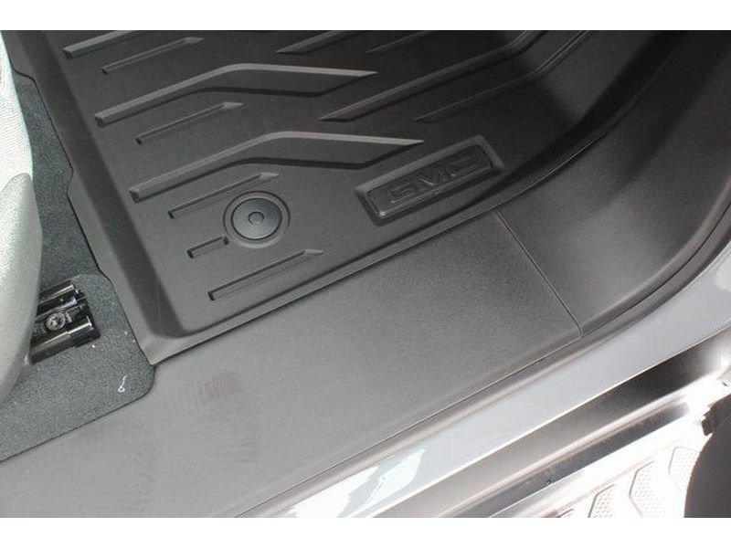 New 2026 GMC Sierra EV Elevation w/ Premium Package image 29