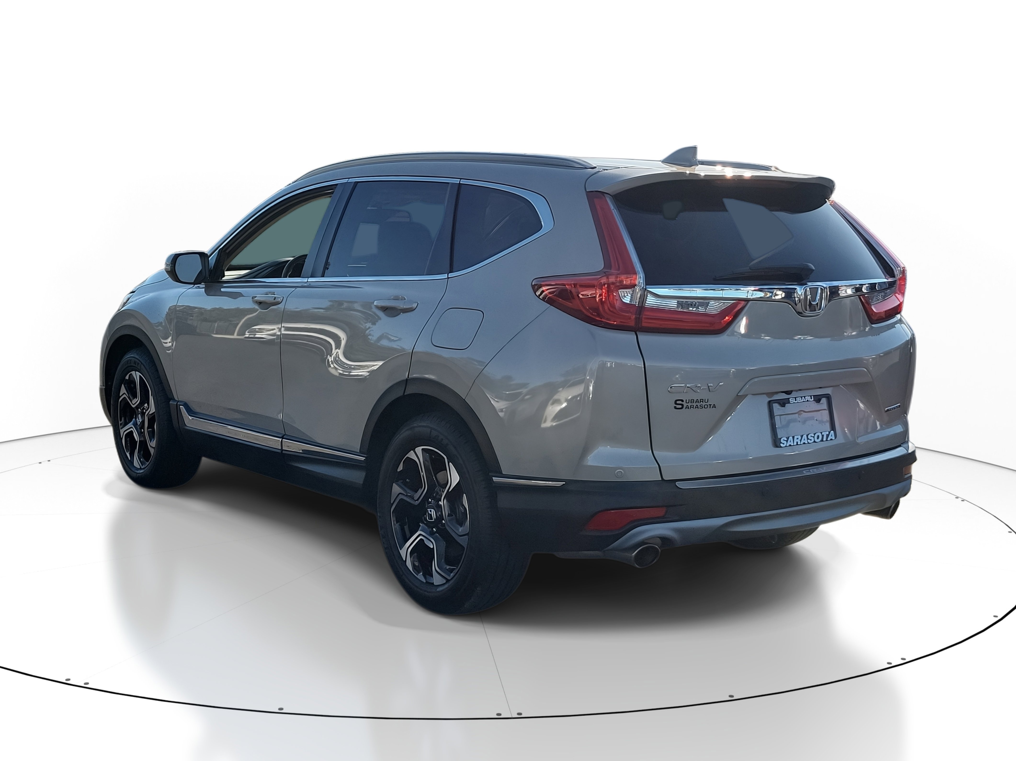 Used 2018 Honda CR-V Touring image 4