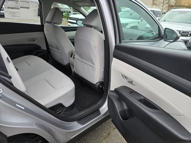 New 2026 Hyundai Tucson Blue SE AWD/4WD image 13
