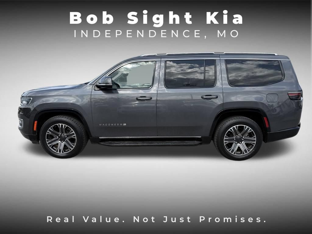 Used 2022 Jeep Wagoneer Series III AWD/4WD image 5