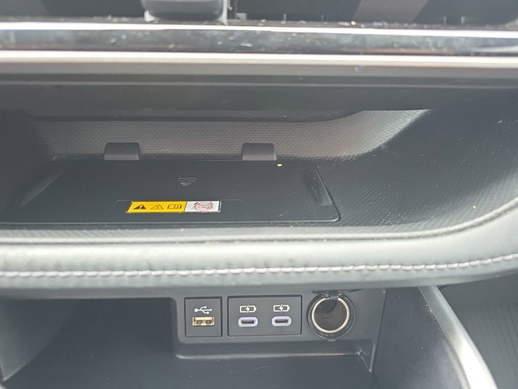 Used 2023 Toyota Highlander XLE image 30