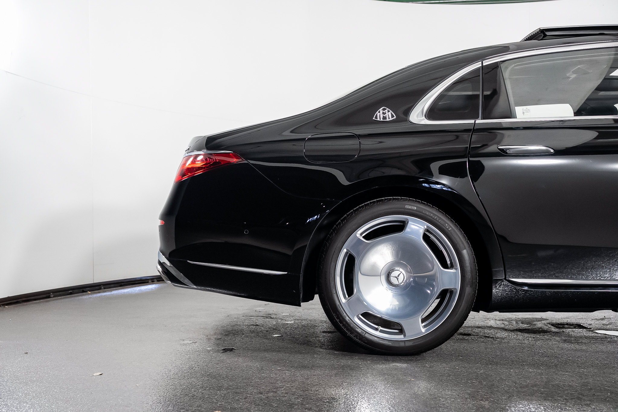 Used 2025 Mercedes-Benz Maybach S 580 4MATIC image 34