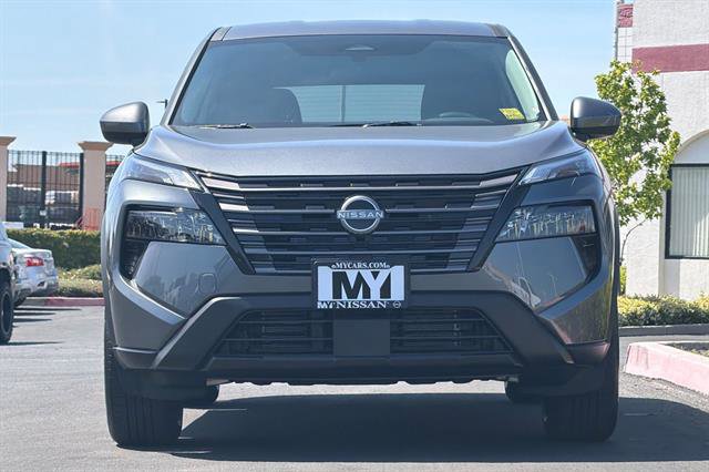 New 2026 Nissan Rogue SV FWD image 9