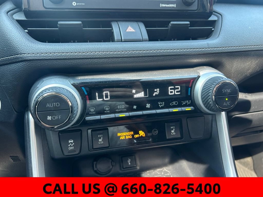 Certified 2021 Toyota RAV4 XLE w/ Convenience Package AWD/4WD image 17