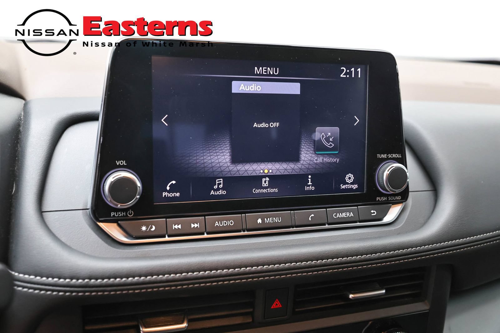 Used 2023 Nissan Rogue S AWD/4WD image 18
