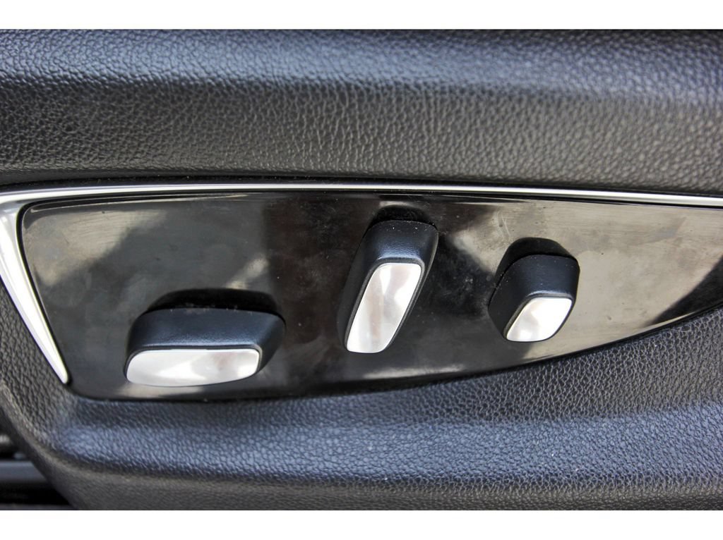 Used 2020 Cadillac Escalade ESV Luxury AWD/4WD image 26