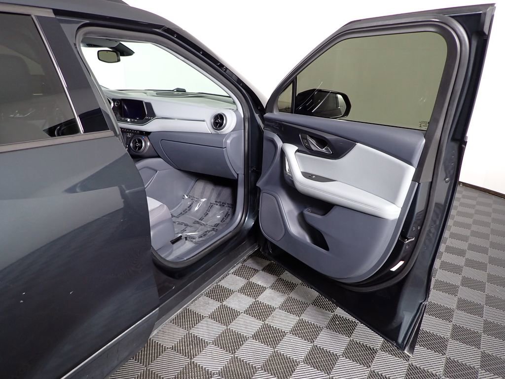 Used 2019 Chevrolet Blazer LT image 41