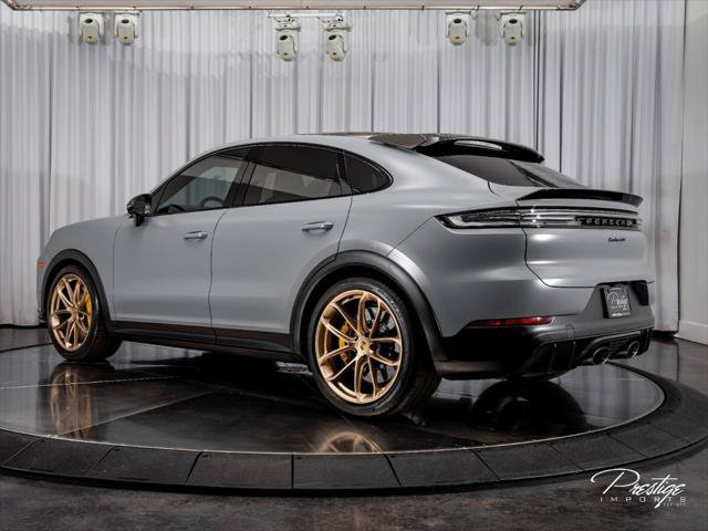 Used 2024 Porsche Cayenne Turbo GT AWD/4WD image 13
