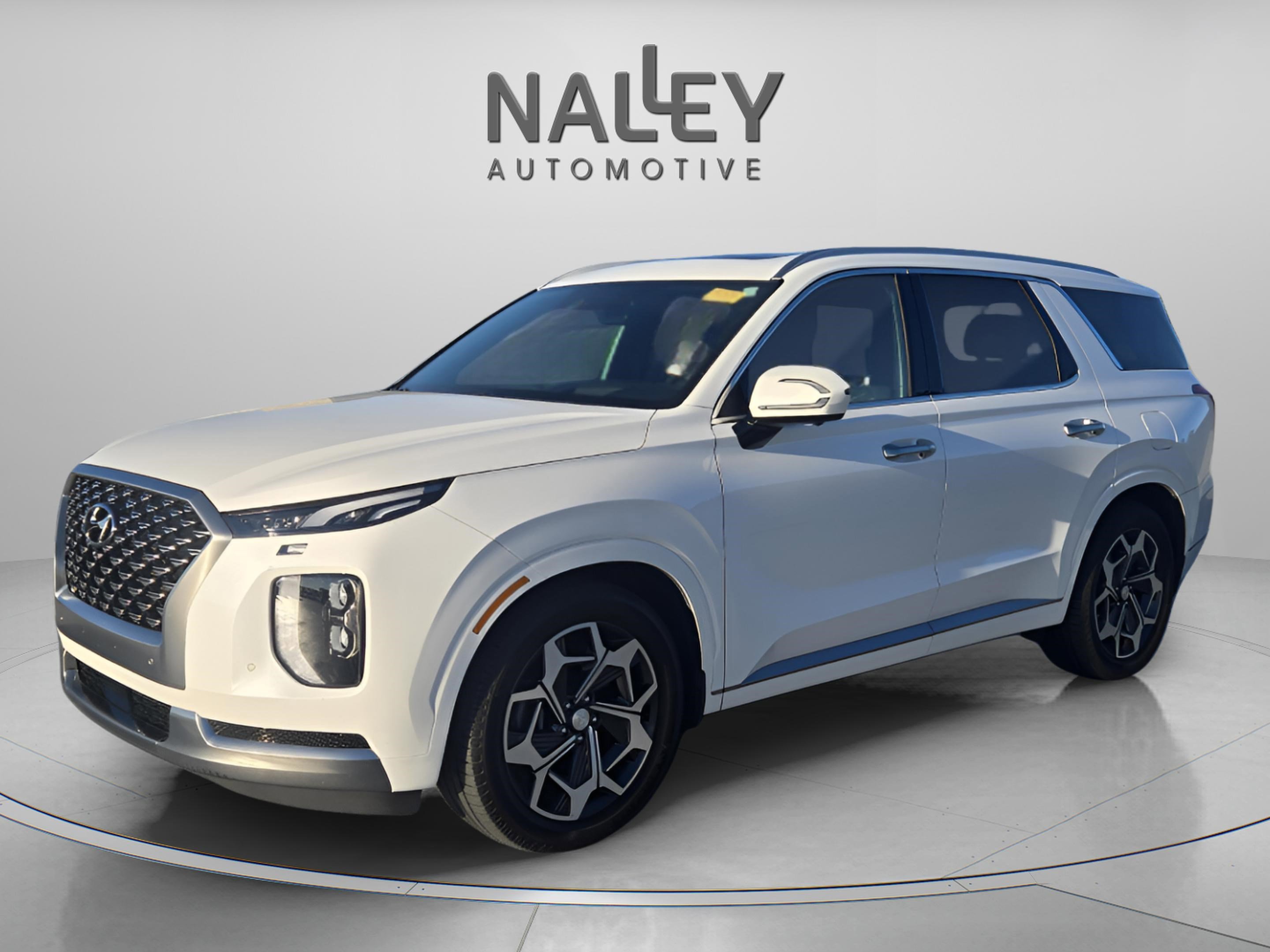 Used 2022 Hyundai Palisade Calligraphy image 2