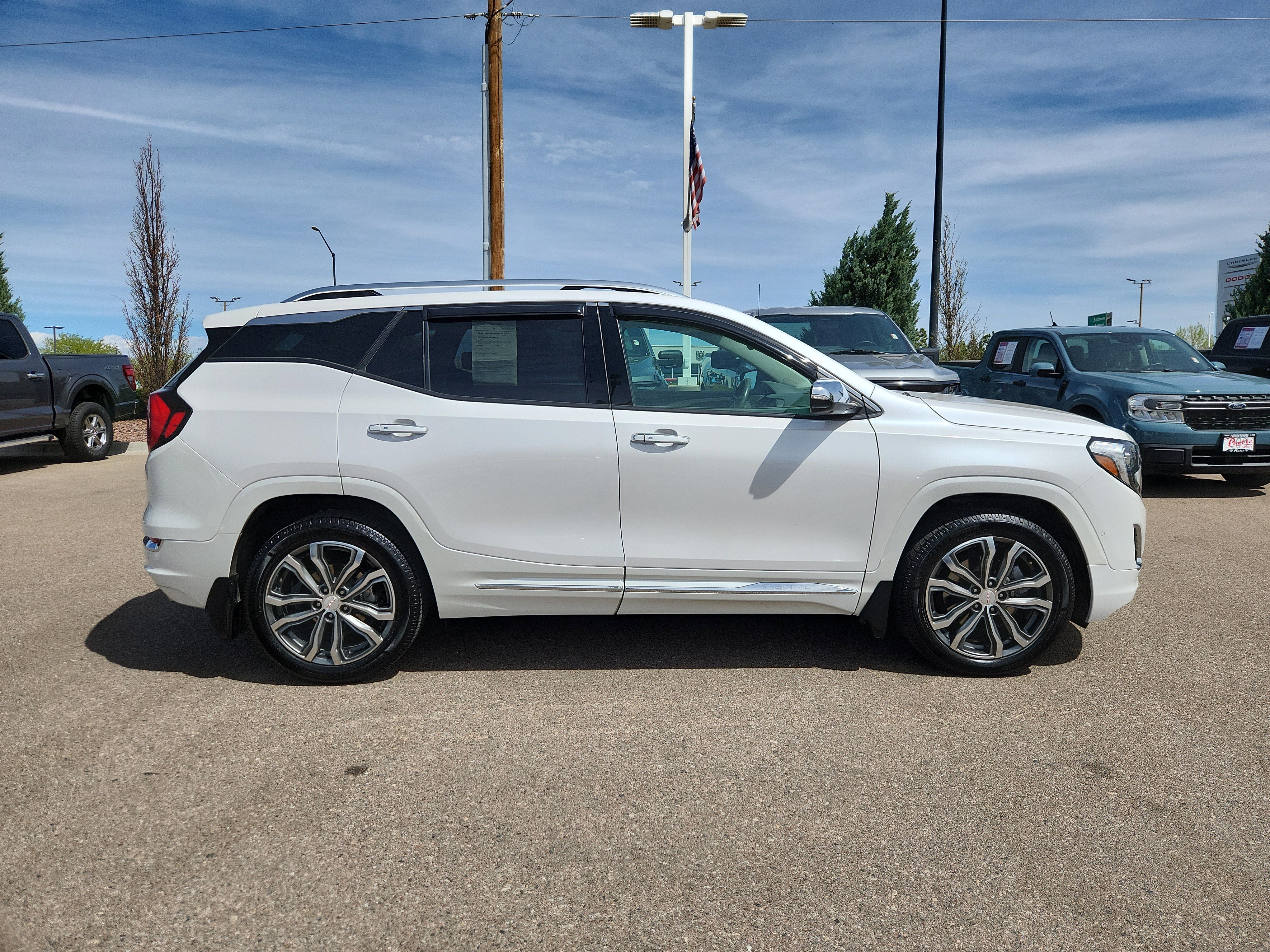 Used 2020 GMC Terrain Denali w/ Denali Premium Package image 2